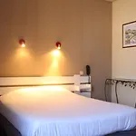 Le Colibri Отель 2*