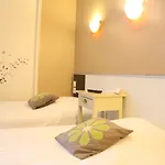 Отель Le Colibri 2*