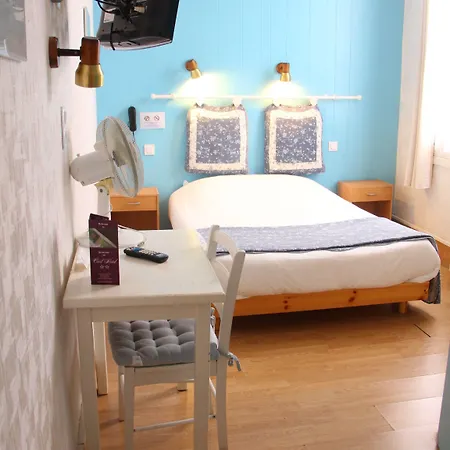 호텔 Le Colibri 2*