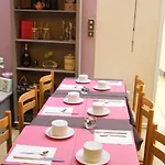 Le Colibri Hotell 2*