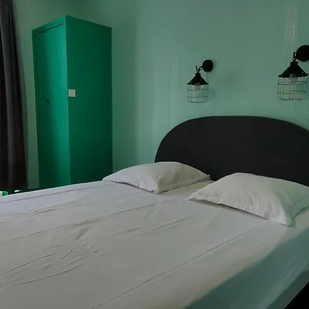 Hotel Le Colibri Aix-les-Bains
